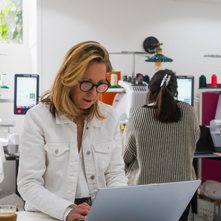 Shop Indie This Holiday Season